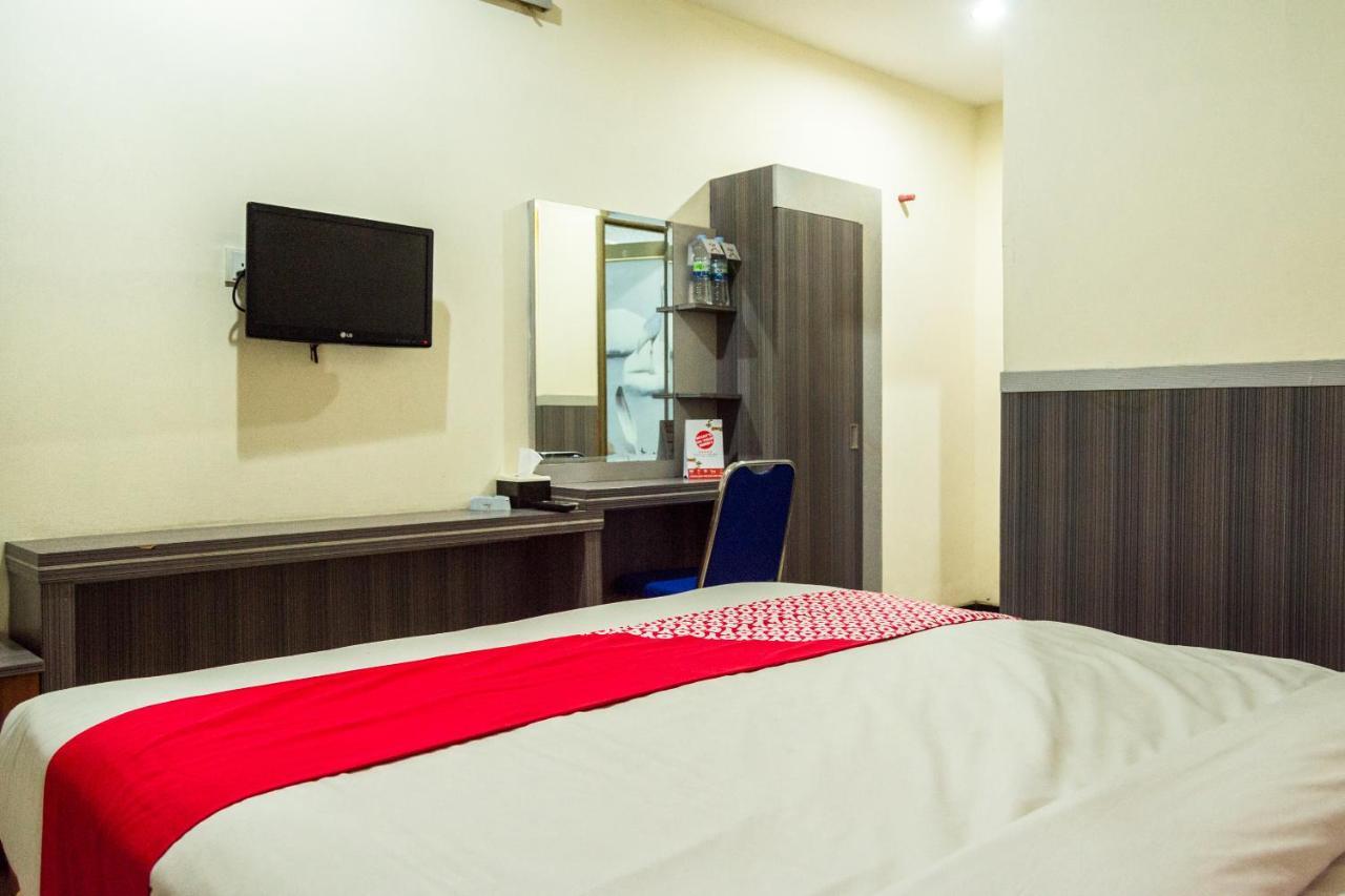 โอโย 625 โฮเทล โกลเดน เกท Hotel Batam ภายนอก รูปภาพ