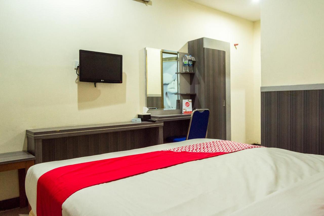 โอโย 625 โฮเทล โกลเดน เกท Hotel Batam ภายนอก รูปภาพ