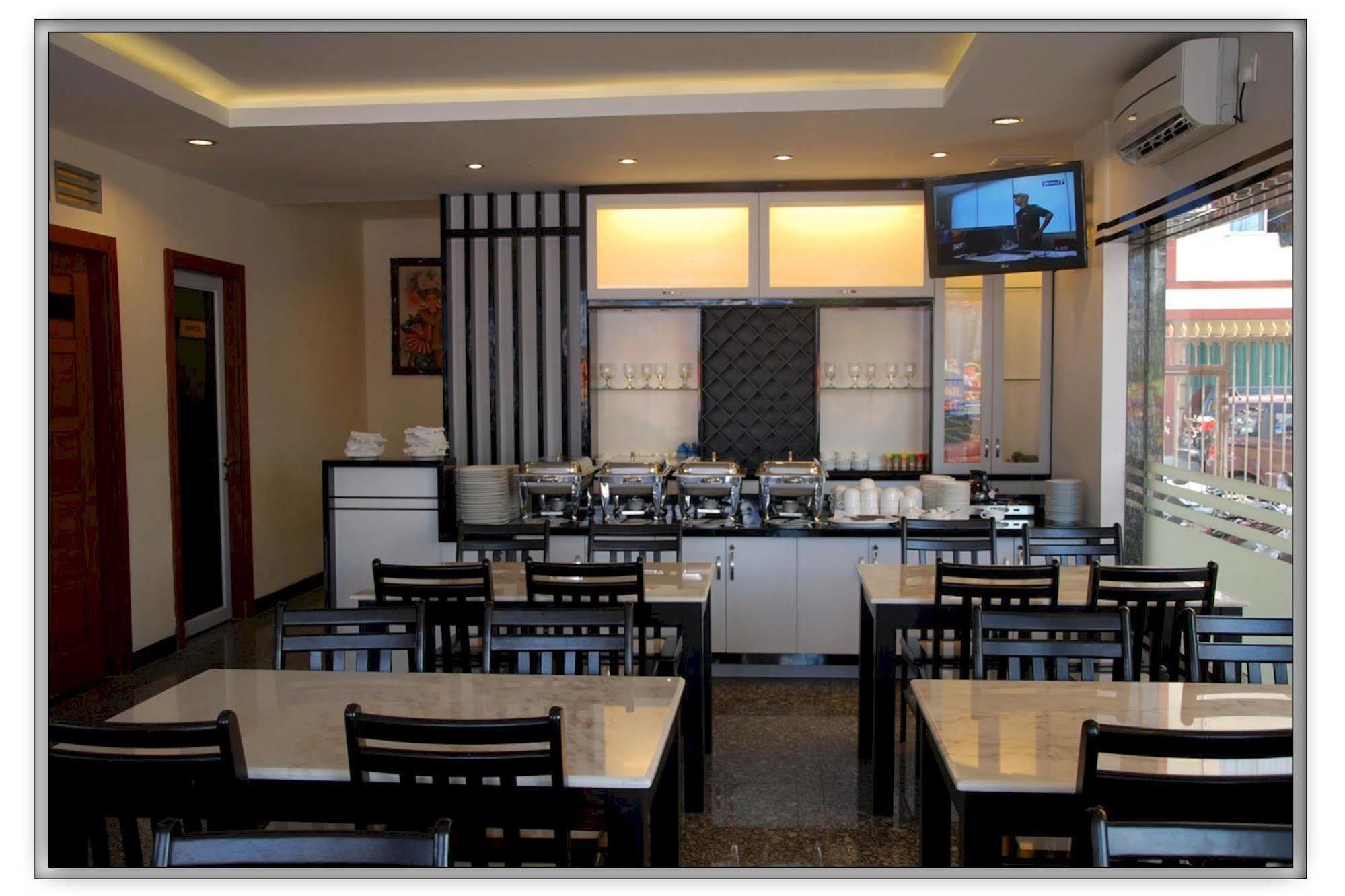 โอโย 625 โฮเทล โกลเดน เกท Hotel Batam ภายนอก รูปภาพ