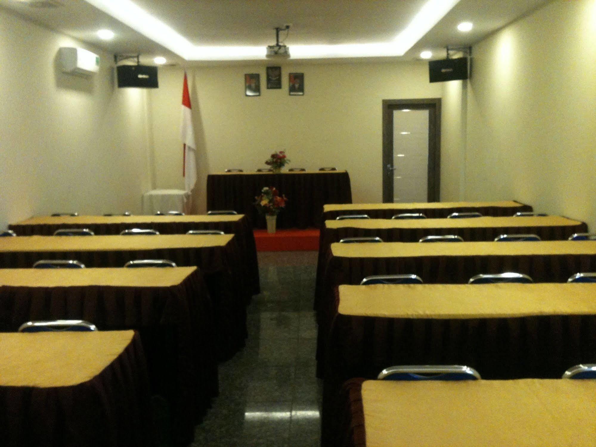 โอโย 625 โฮเทล โกลเดน เกท Hotel Batam ภายนอก รูปภาพ
